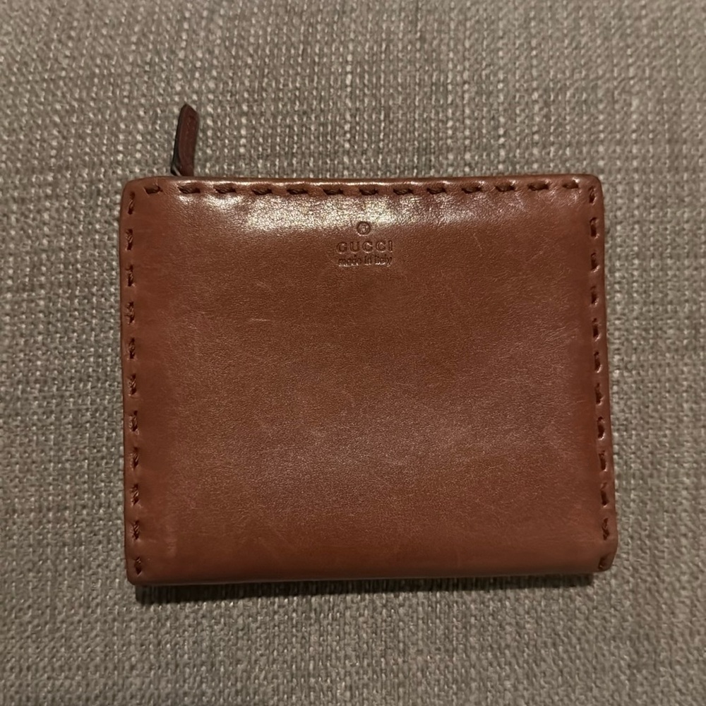 100% authentic Vintage GUCCI bifold wallet